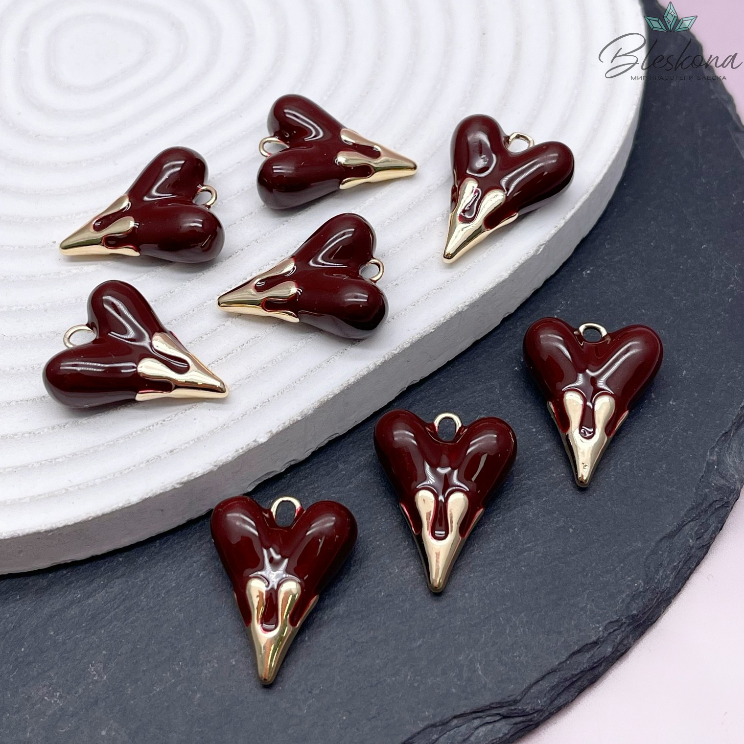 19,5*24,5 мм Цвет золото, Подвеска Сердце коричневая (шоколадная) эмаль 