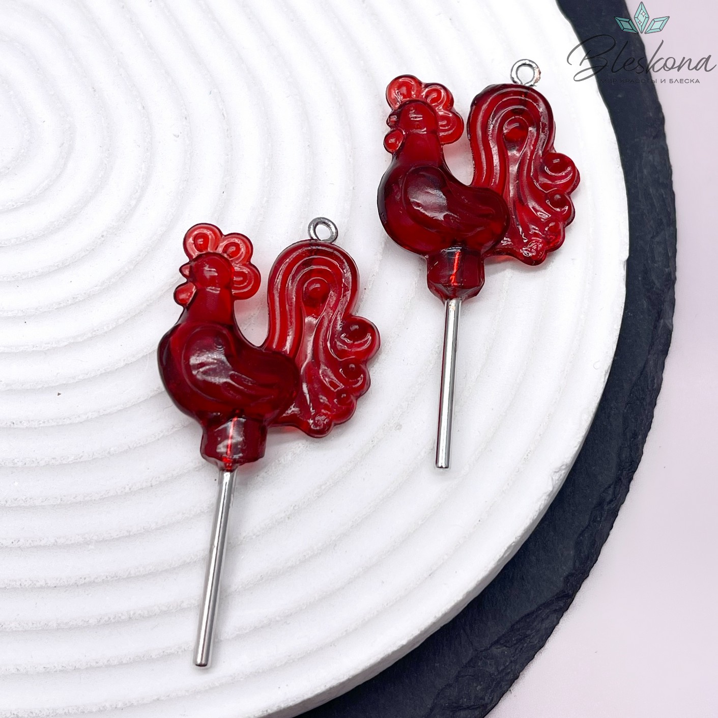 50*25 мм, Цвет серебро, Подвеска Петушок (Леденец) красный