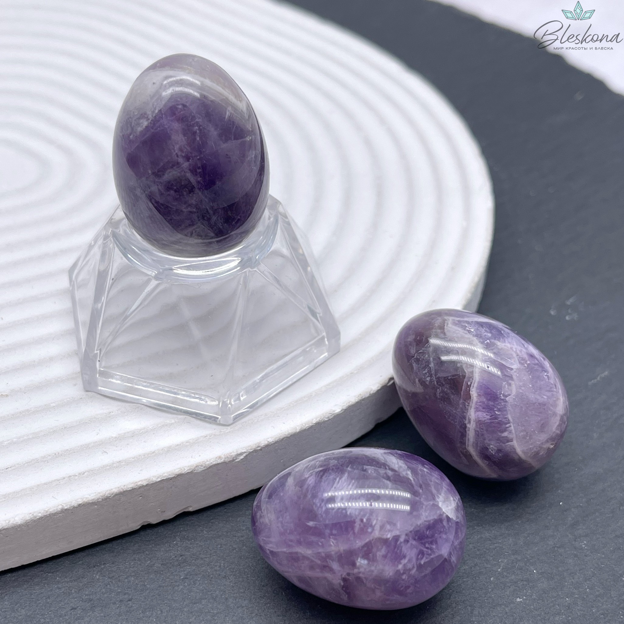 Аметист форма яйцо 30*21 мм