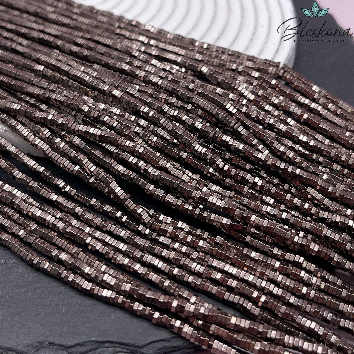 3*1 мм Гематин, цвет коричневый №1 (шоколадный), диск шестигранник имитация