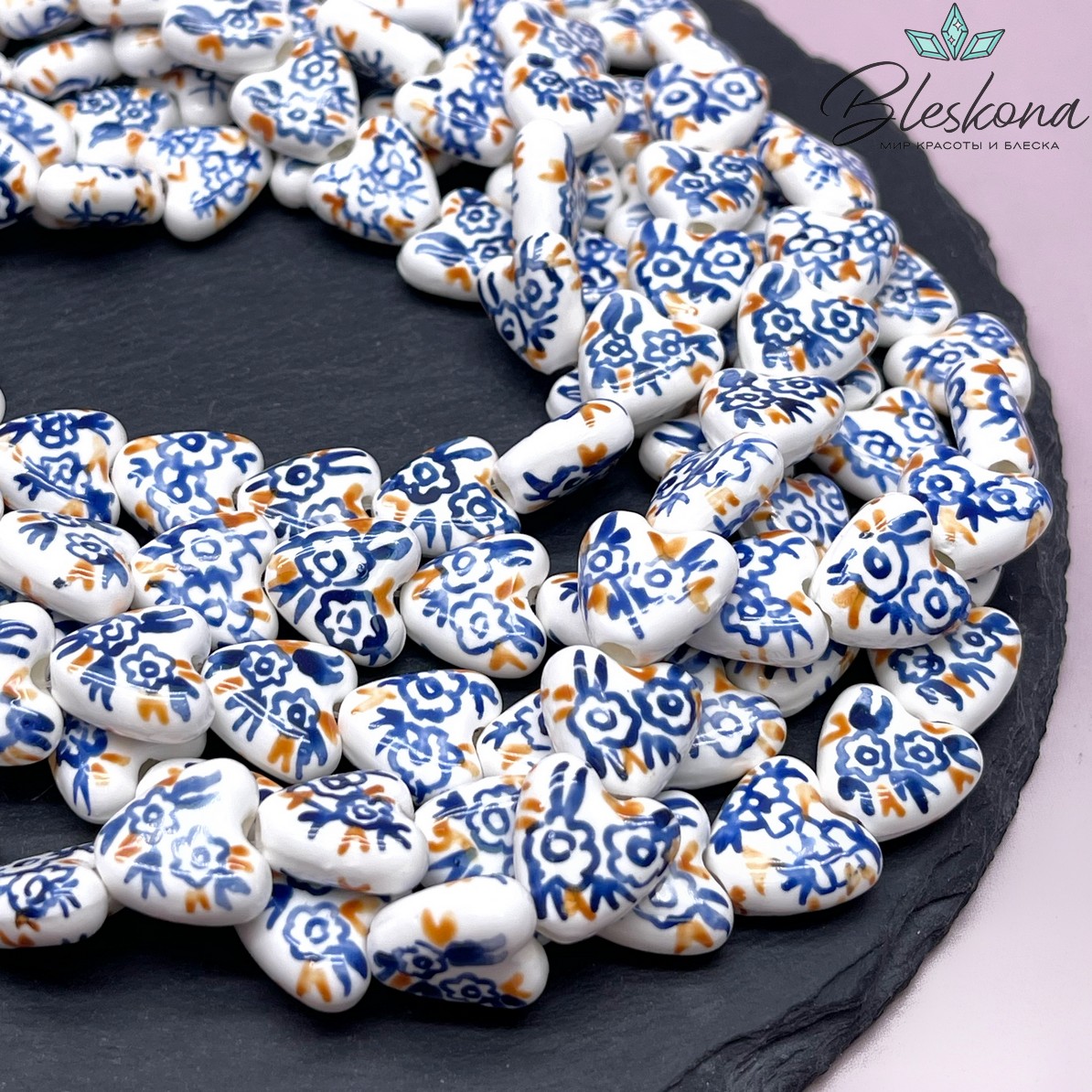 14,5 мм Бусина сердце, керамика цвет белый синие цветочки