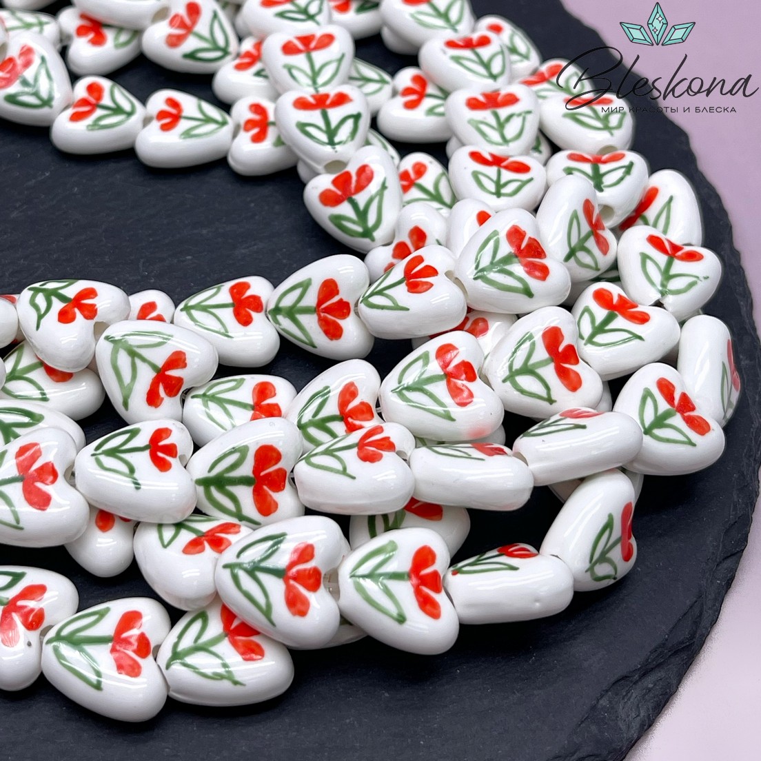14,5 мм Бусина сердце, керамика цвет белый красный цветок