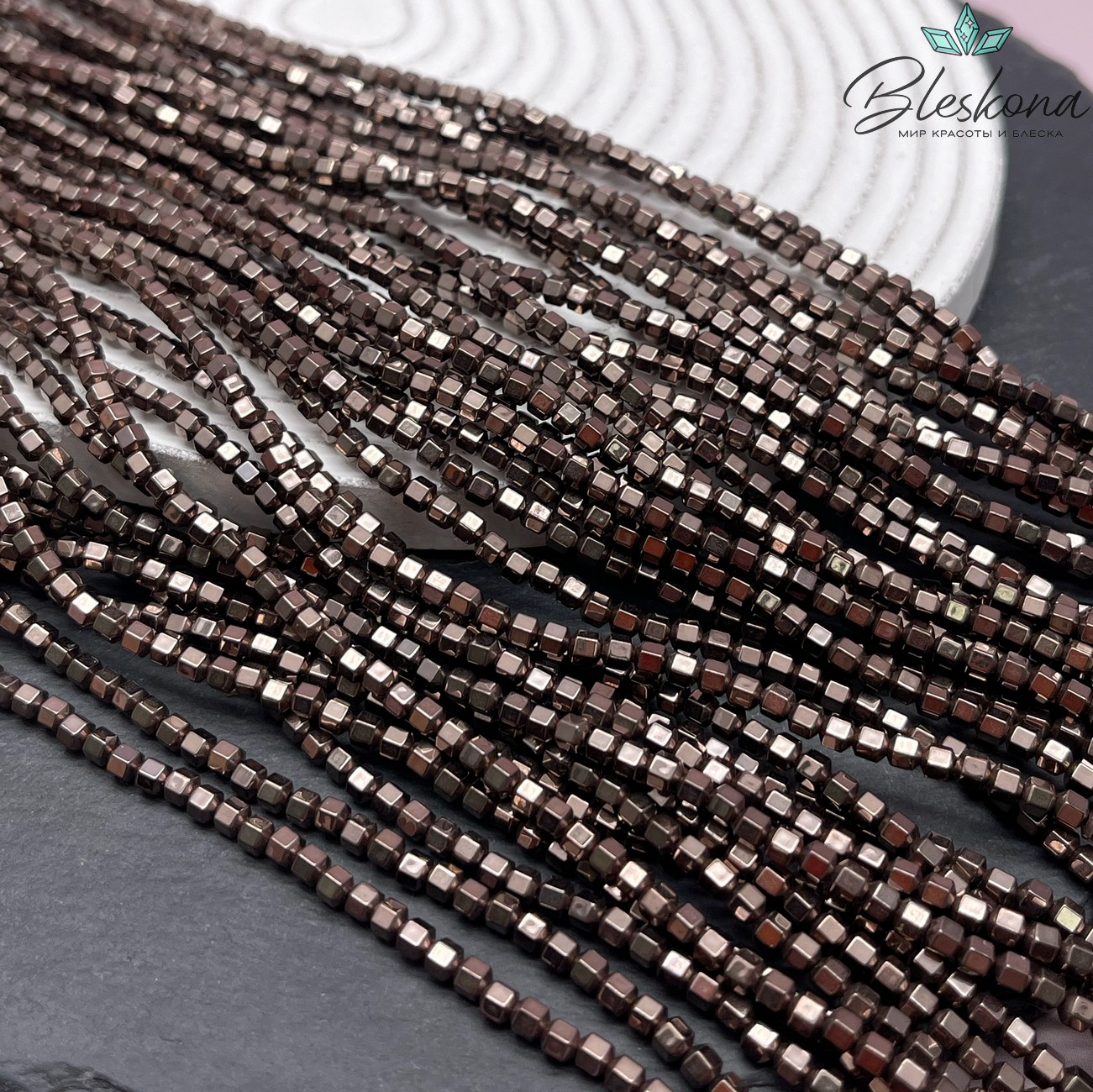 3*3 мм Гематин, цвет коричневый №1 (шоколадный), многогранник имитация