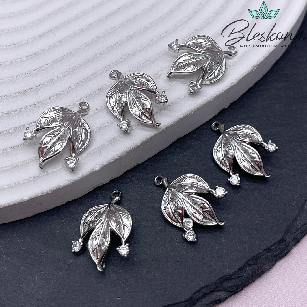 21,7*15,5 мм Цвет серебро, Подвеска лист цирконы 