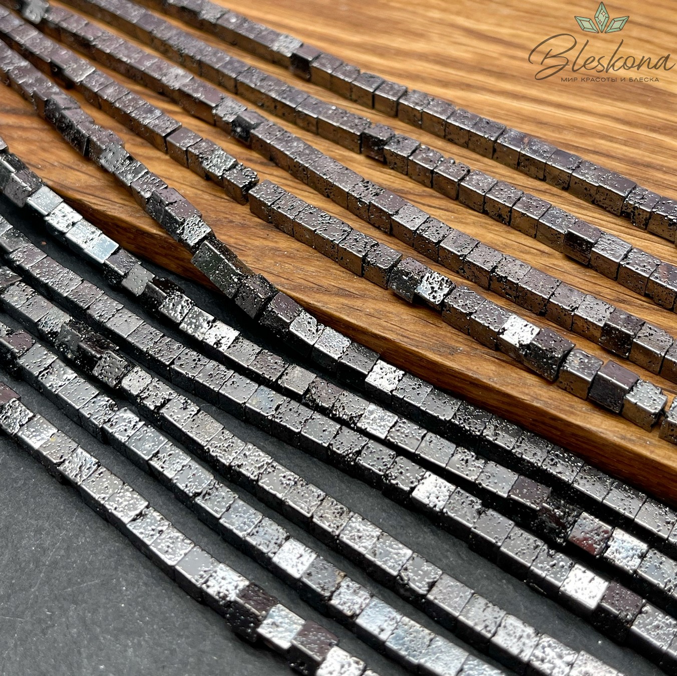 4 мм Гематин имитация, пористый, цвет черный, куб