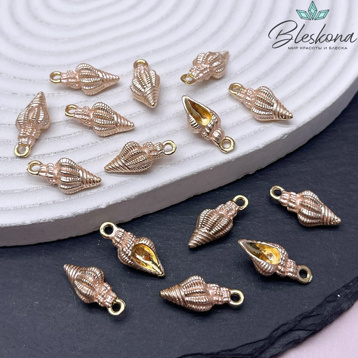 19*8,5 мм Цвет золото, Подвеска ракушка кремовая эмаль