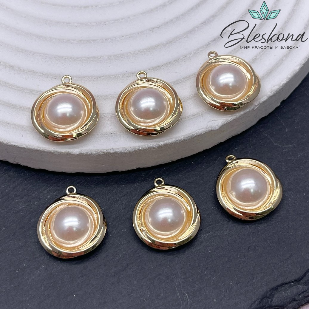 17*15,5 мм Цвет золото, Подвеска Круг имитация жемчуга