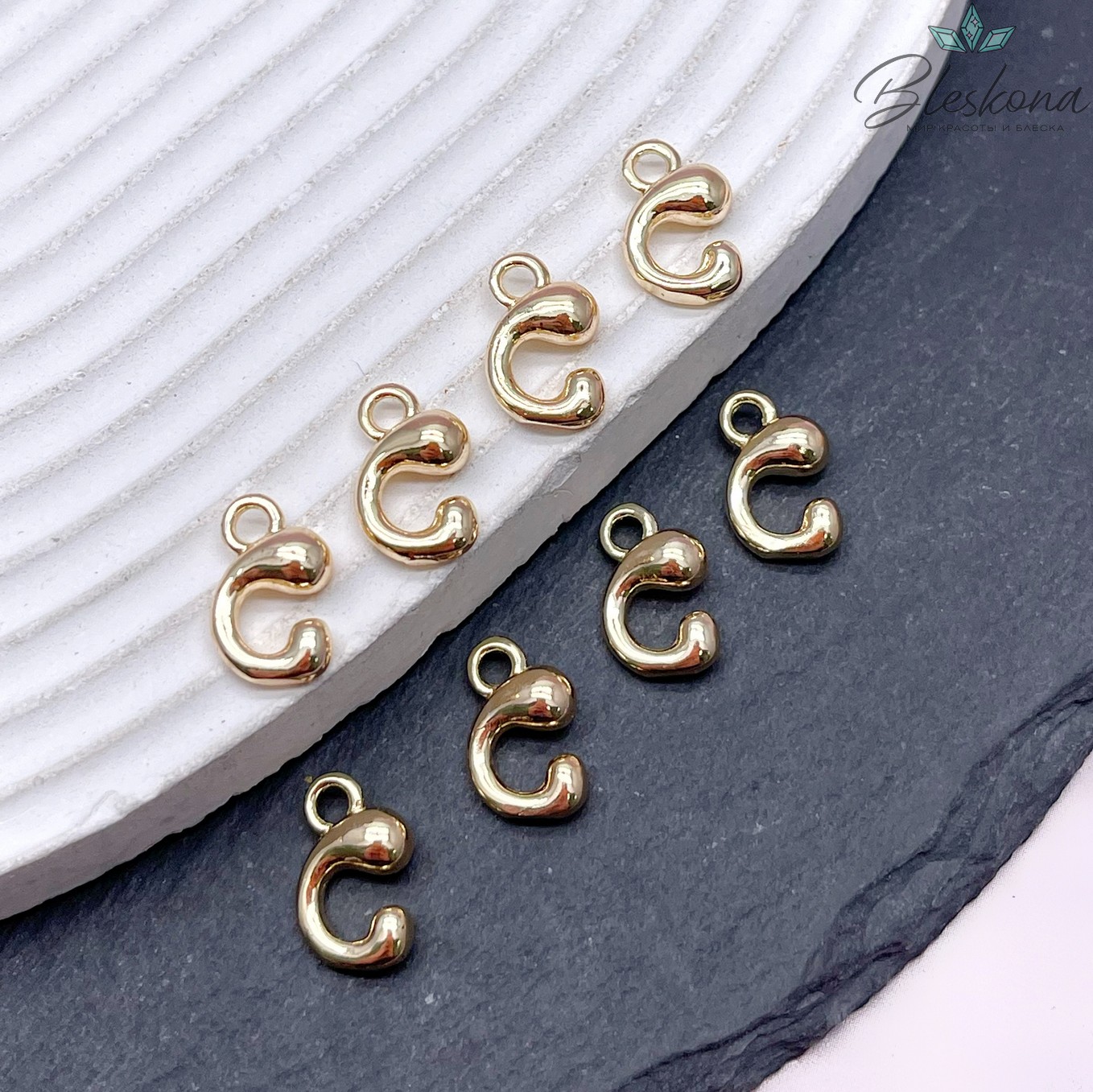 13 мм Цвет золото, Буква гладкая G 