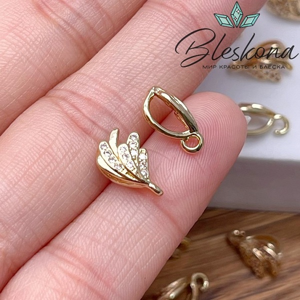 11,5*7 мм Цвет золото, Бейл цирконы разъмное кольцо