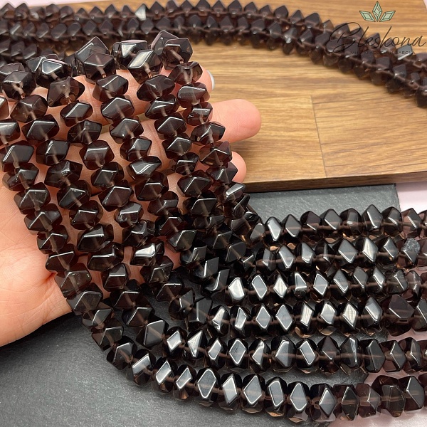 Раухтопаз фриформ огранка  (9-10)*(9-11) мм