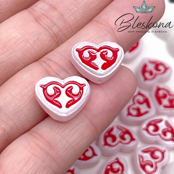 12*15 мм Бусина сердце белое красный рисунок