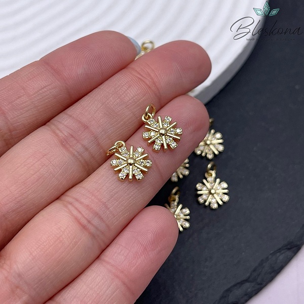 10 мм Цвет золото, Подвеска Снежинка с цирконами