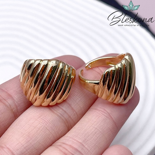 20,5 мм Цвет золото, Кольцо безразмерное полосы 