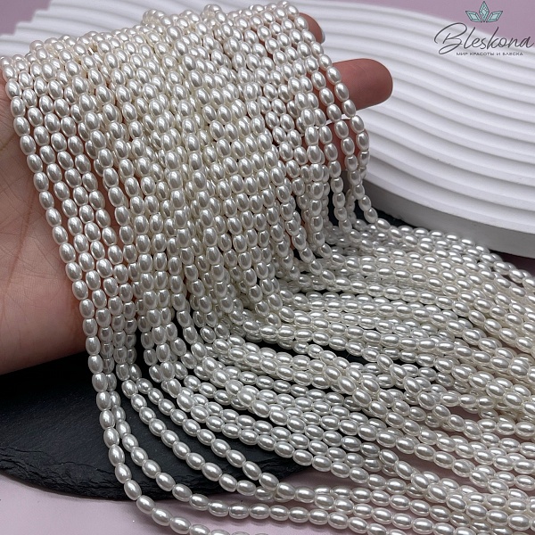 Жемчуг Майорка белая рис 3,5*4,5 мм