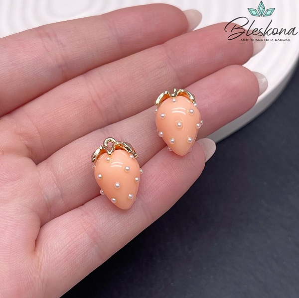 19*13 мм Цвет золото, Подвеска клубничка оранжевая