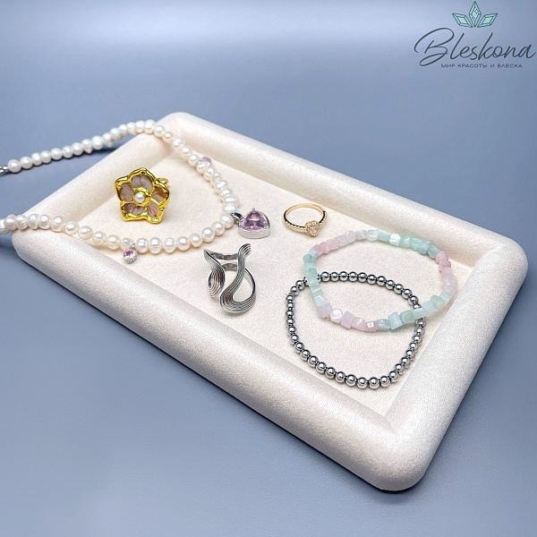 Планшет для демонстрации прямоугольный бежевый 20*12 см