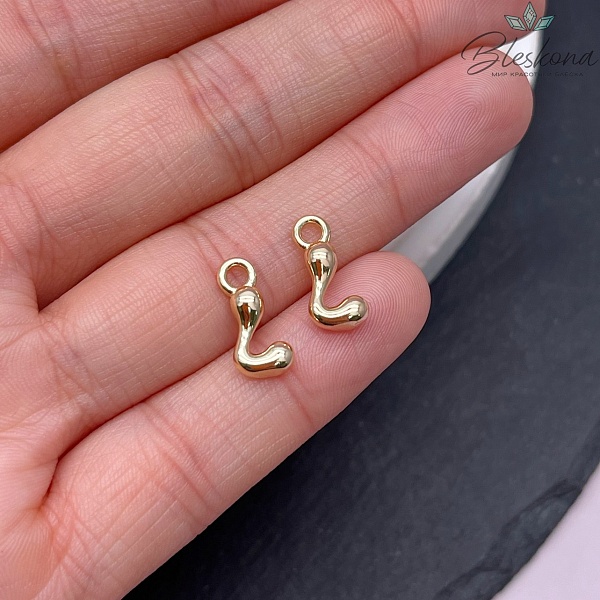 13 мм Цвет золото, Буква гладкая L 