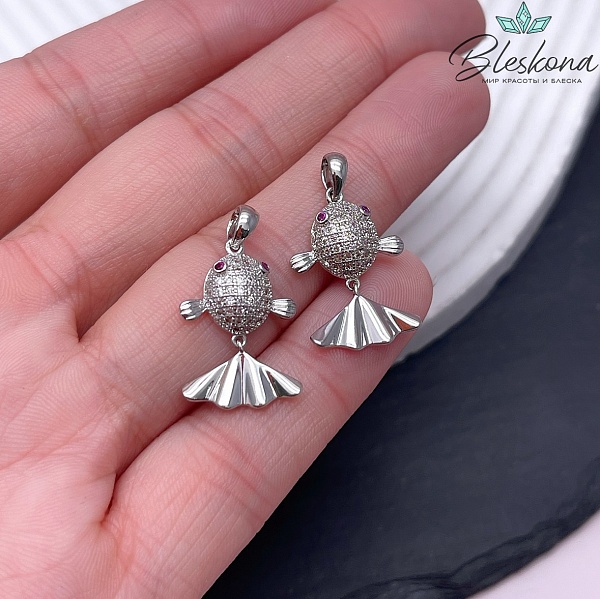 20*14 мм Цвет серебро, Подвеска рыбка цирконы 