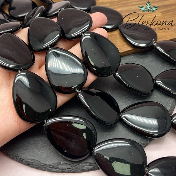 Агат черный с прожилками капля 40*30 мм