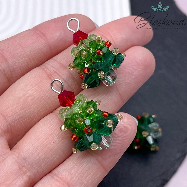 28*16 мм,цвет серебро, Подвеска ёлка из чешского стекла