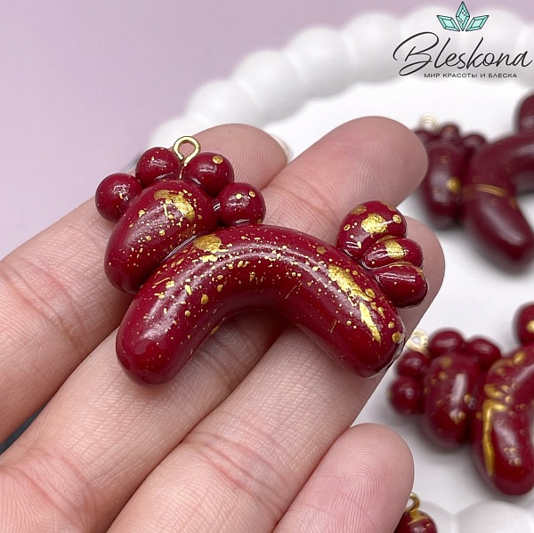 38*35 мм, Цвет золото, Подвеска Лошадка бордо 