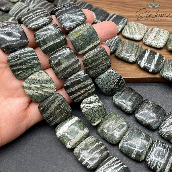 Серпентин (Змеевик) квадрат плоский 14,5 мм