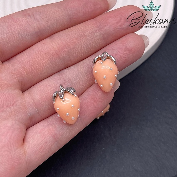 19*13 мм Цвет серебро, Подвеска клубничка оранжевая