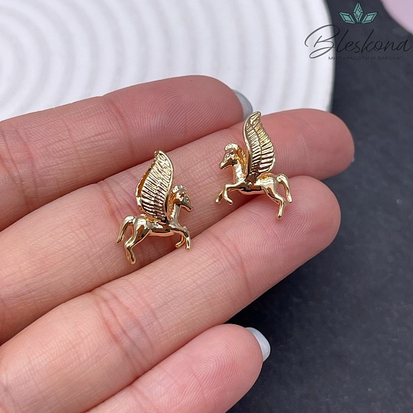 17*14 мм Цвет золото, Подвеска Пегас 